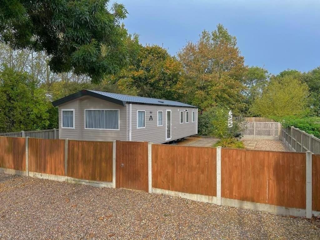 Bishy Barnabee, Waxham Nr Sea Palling, Path To The Sandy Beach ノリッチ エクステリア 写真